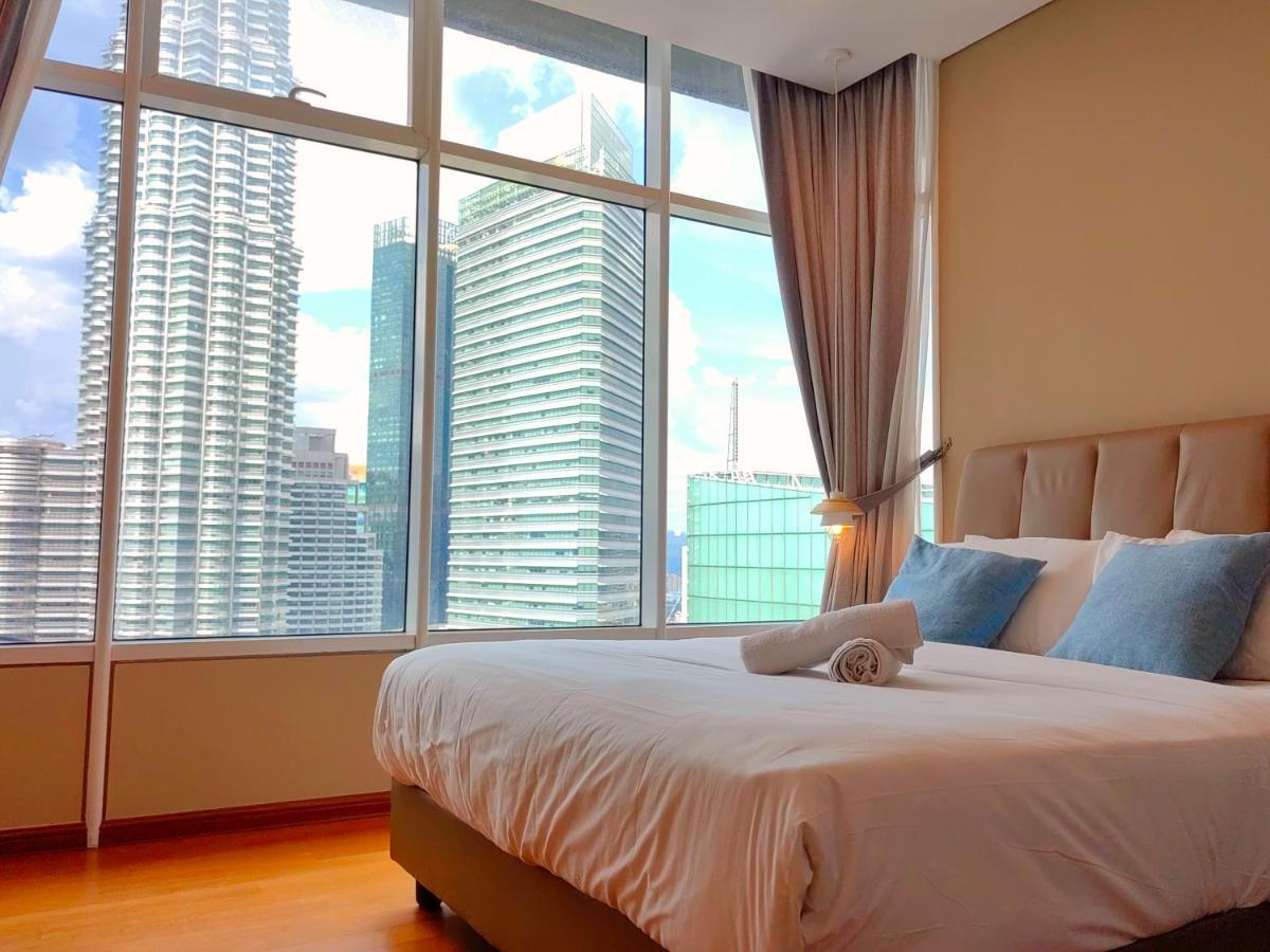 Sky Suites Klcc At Kuala Lumpur Exterior photo