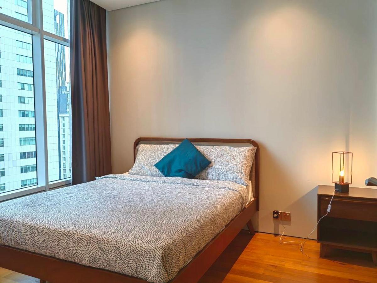 Sky Suites Klcc At Kuala Lumpur Exterior photo