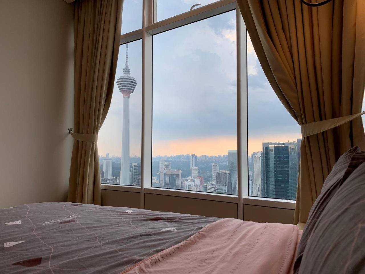 Sky Suites Klcc At Kuala Lumpur Exterior photo