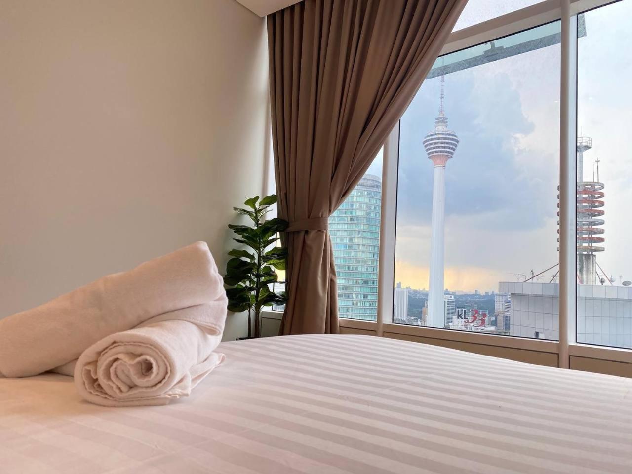 Sky Suites Klcc At Kuala Lumpur Exterior photo